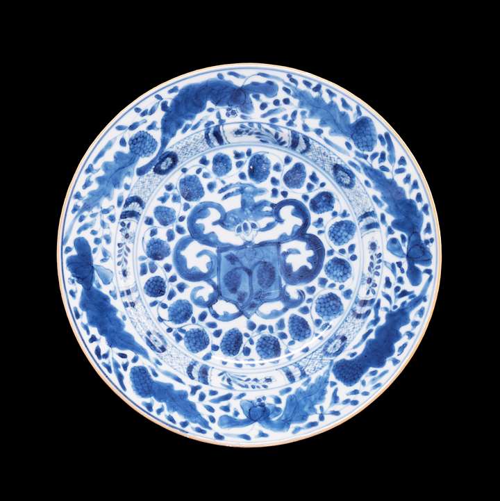 Chinese export armorial blue and white plate with the Portuguese arms of Bacelares